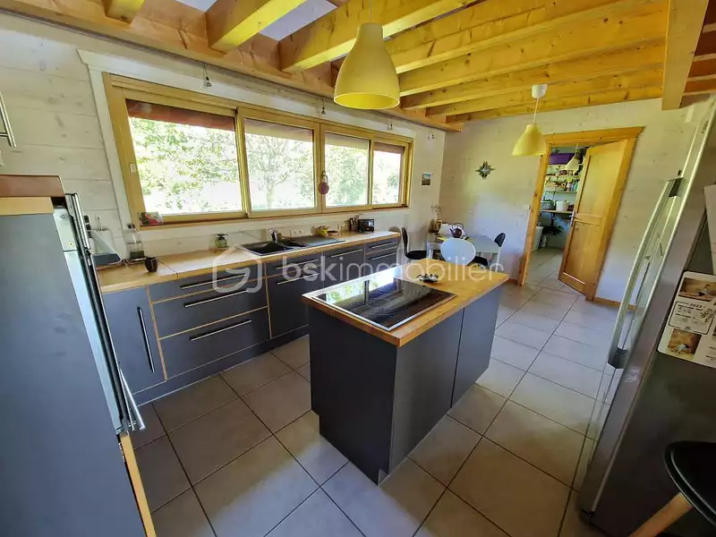 Maison, 218 m²