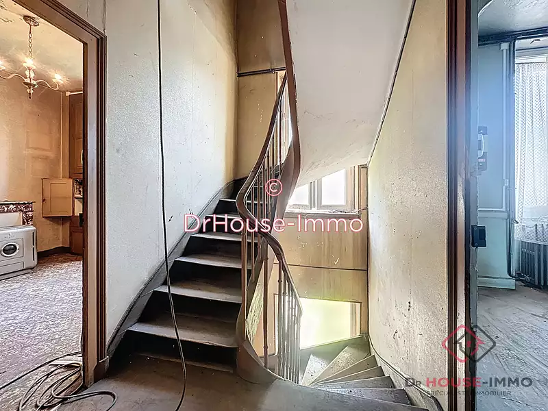 Immeuble, 212 m²