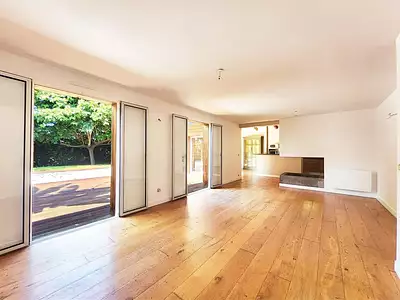 Maison, 240 m²
