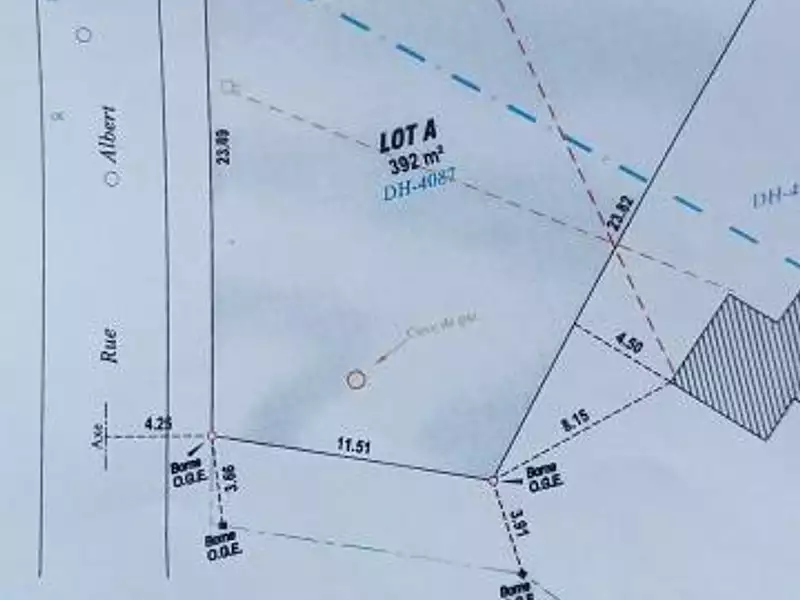 Terrain, 392 m²