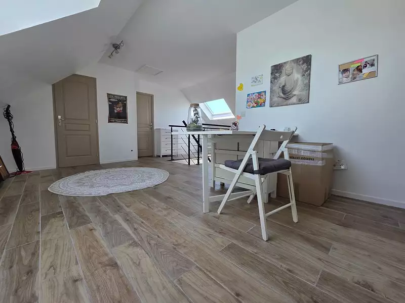 Maison, 146 m²