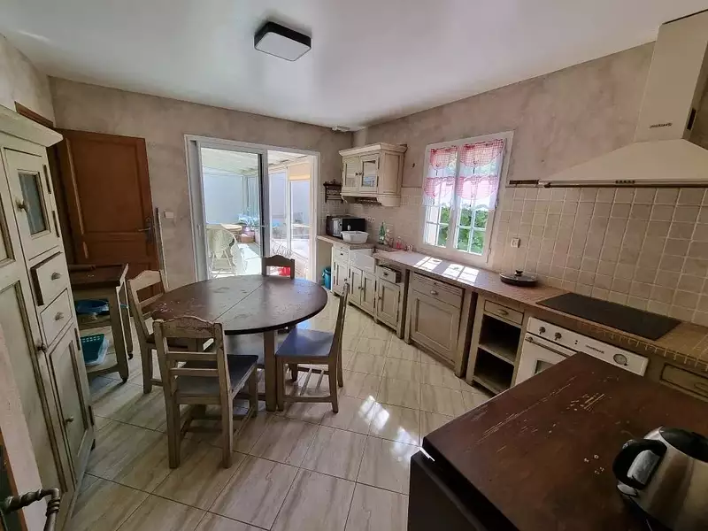 Maison, 160 m²