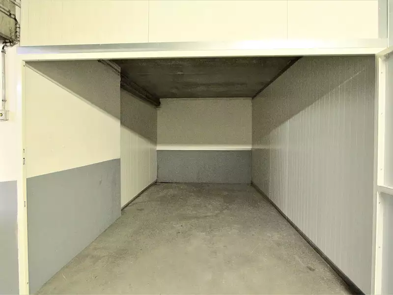 Parking, 13 m²