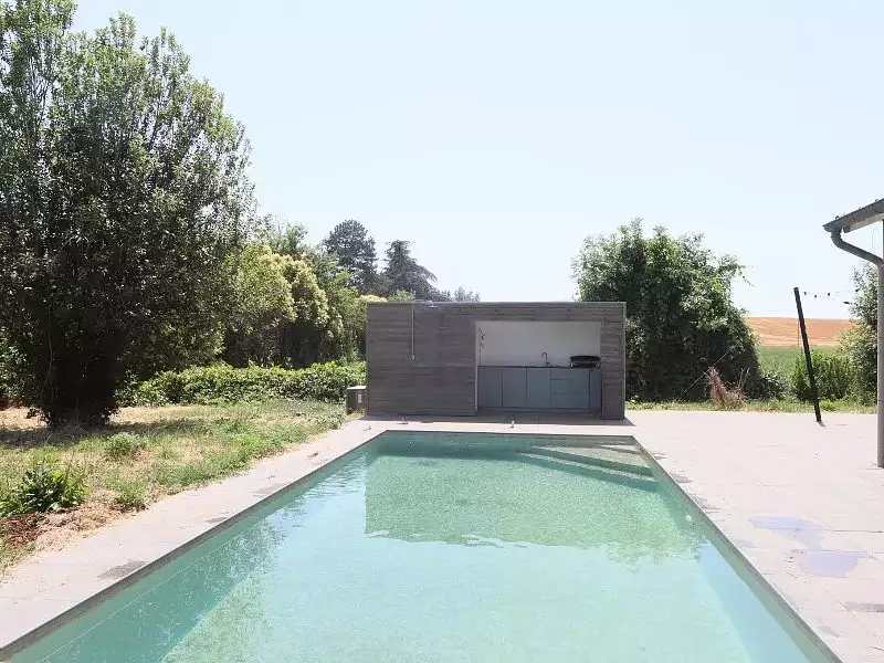 Maison, 180 m²