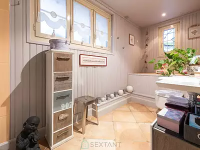 Maison, 185 m²