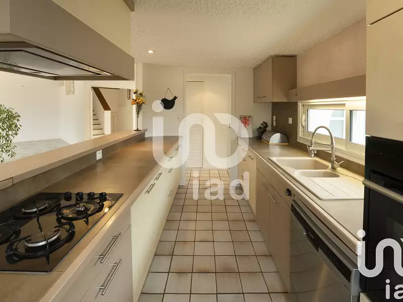 Maison, 174 m²