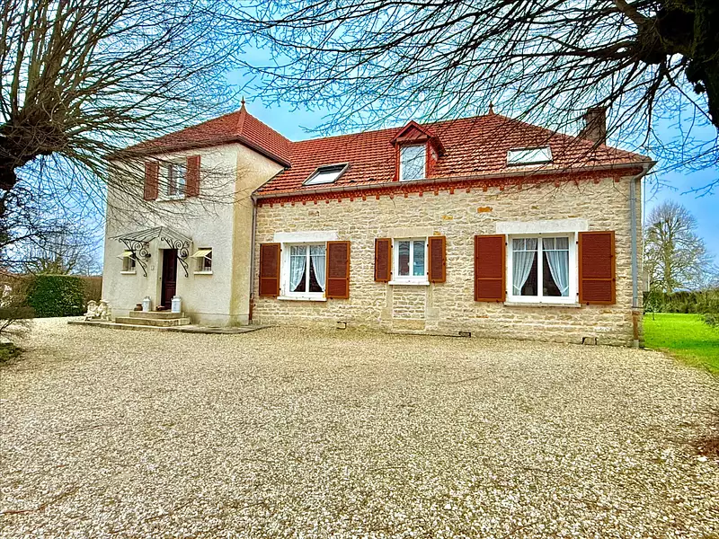 Maison, 290 m²