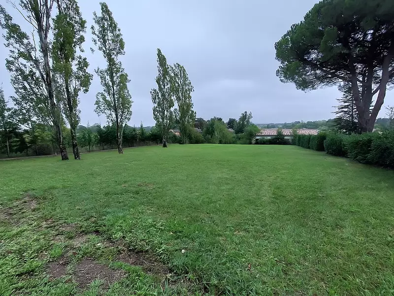 Terrain, 1 500 m²