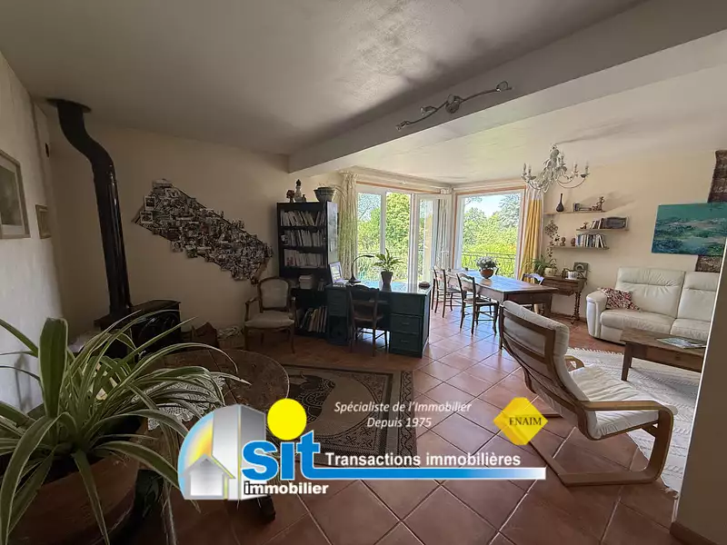 Maison, 200 m²