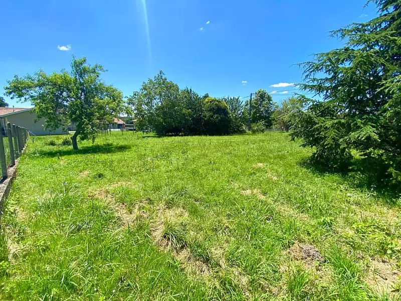 Terrain, 1 288 m²