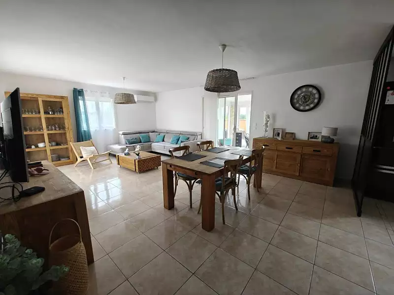 Maison, 105 m²
