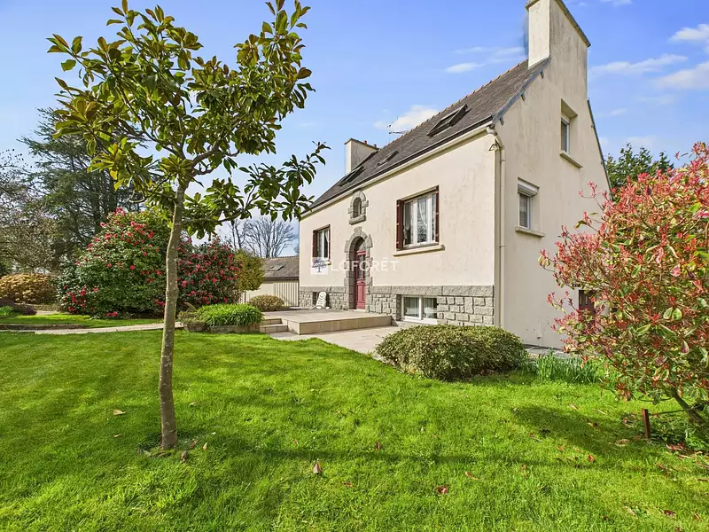 Maison, 157 m²