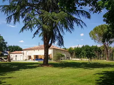 Maison, 330 m²