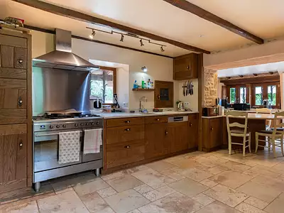 Maison, 870 m²