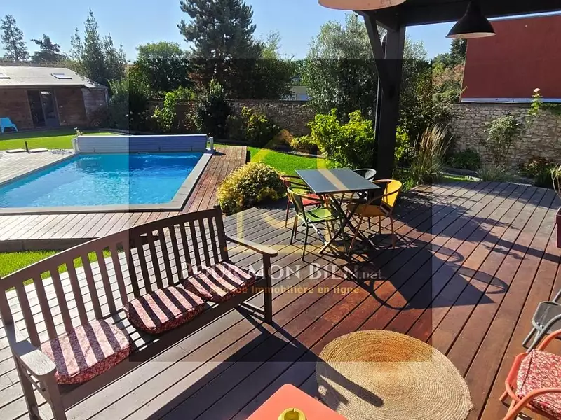 Maison, 210 m²