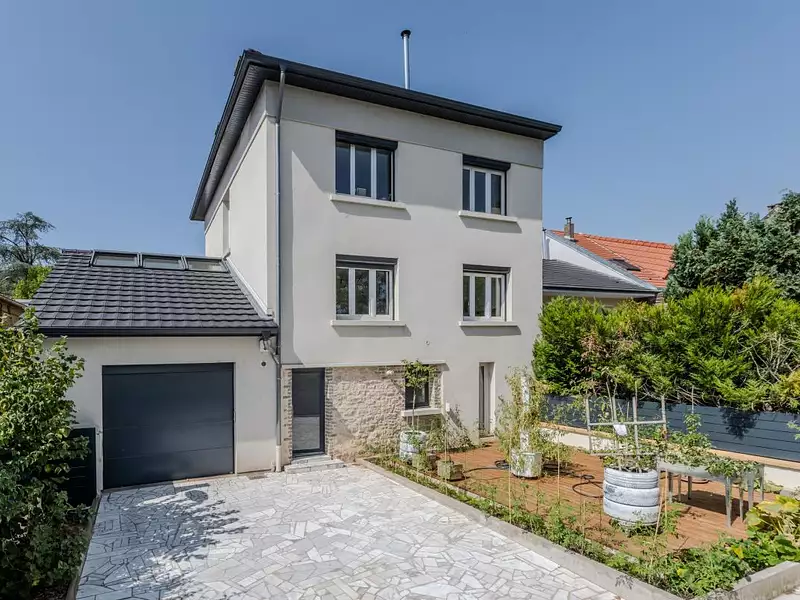 Maison, 226 m²