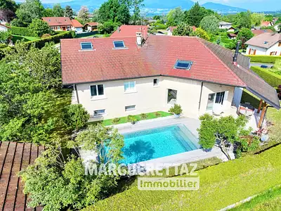 Maison, 266 m²