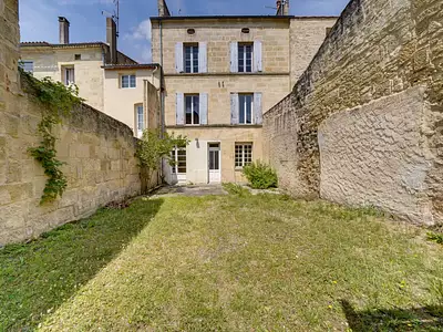 Maison, 250 m²
