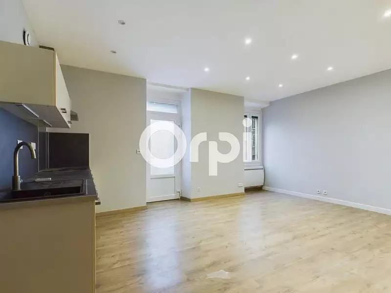 Maison, 168 m²