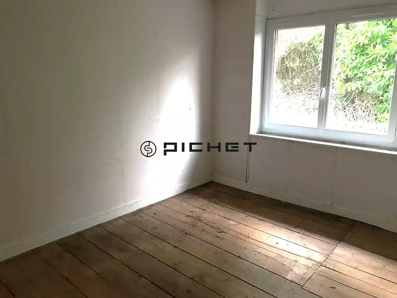 Immeuble, 212 m²