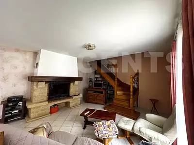 Maison, 233 m²