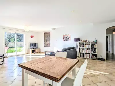 Maison, 147 m²