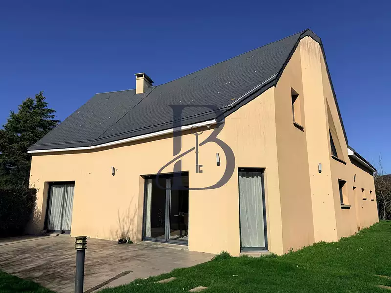Maison, 172 m²
