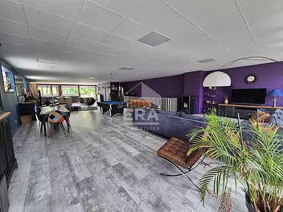 Maison, 297 m²