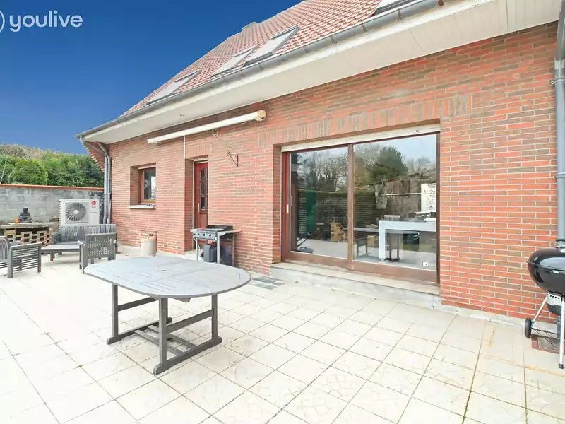 Maison, 185 m²