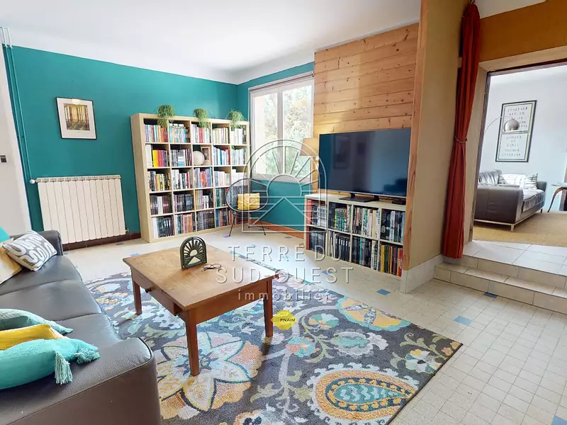 Maison, 319 m²