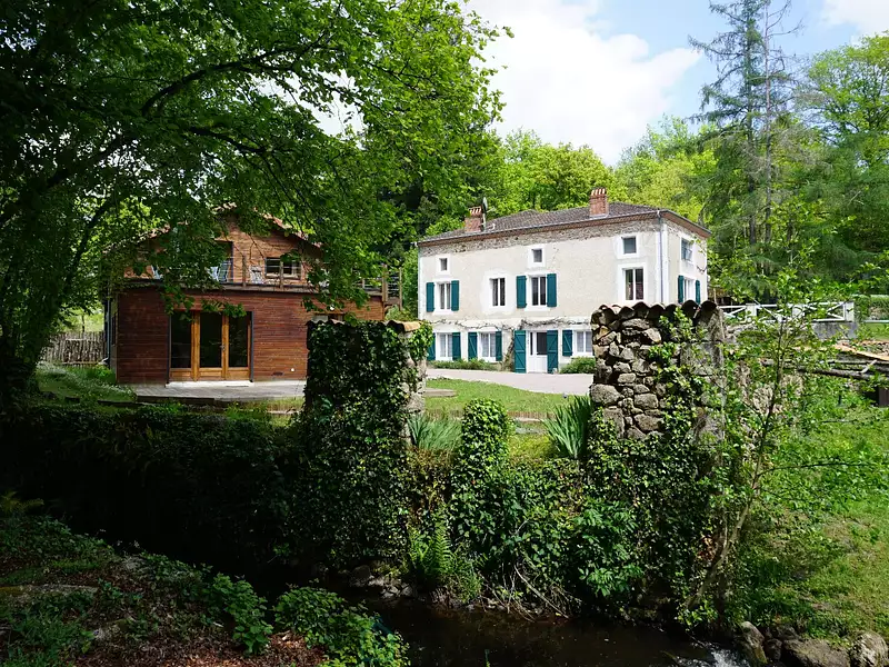 Maison, 815 m²
