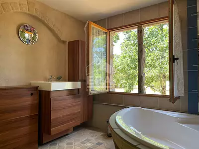 Maison, 221 m²