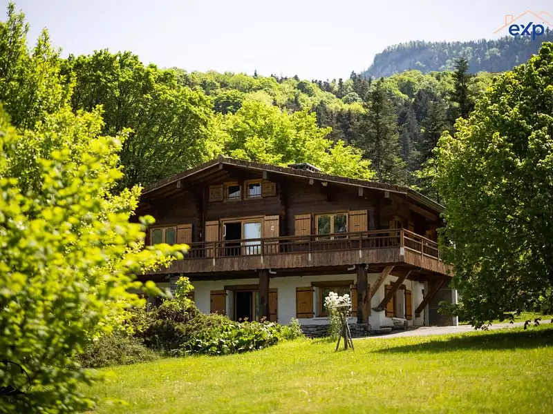 Maison, 174 m²