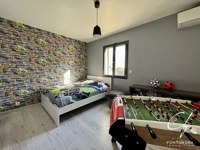 Maison, 163 m²