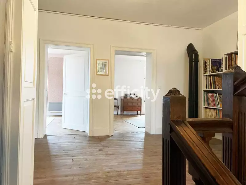 Maison, 274 m²