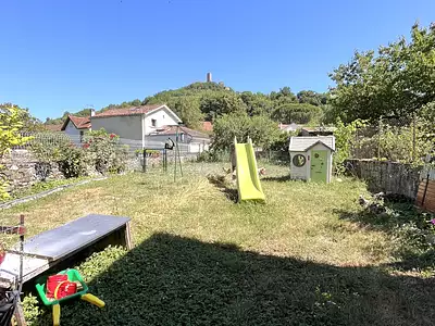 Immeuble, 75 m²