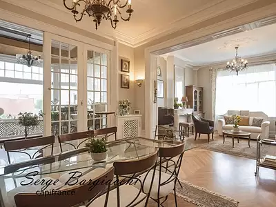 Maison, 214 m²