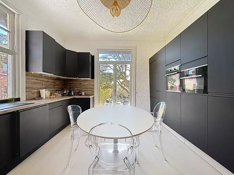 Maison, 285 m²