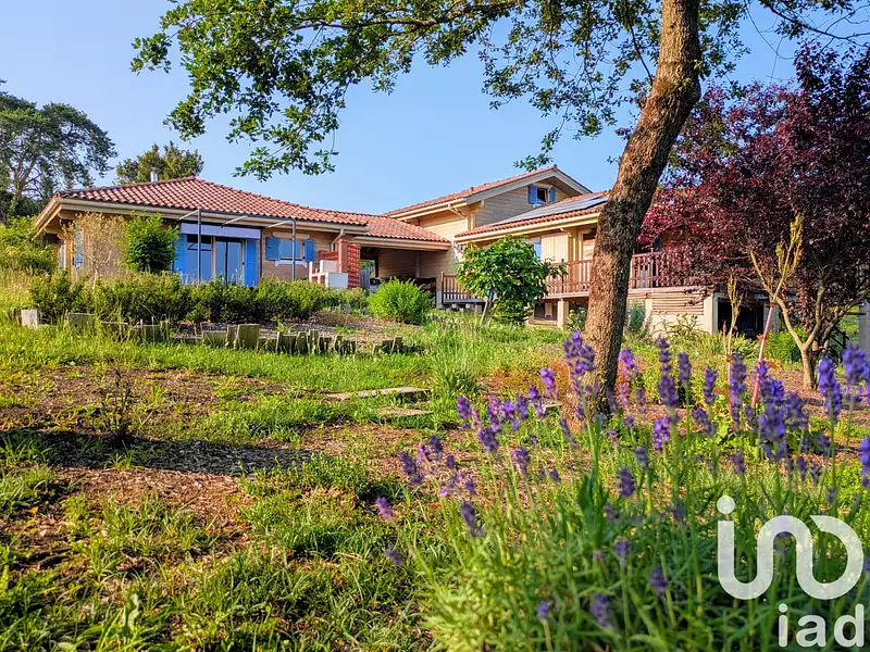 Maison, 270 m²