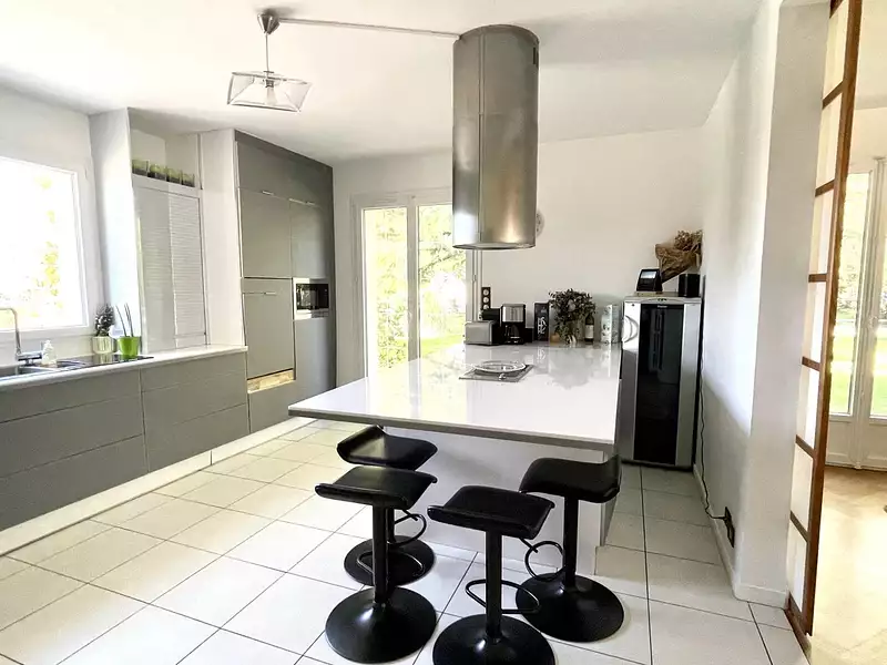 Maison, 410 m²