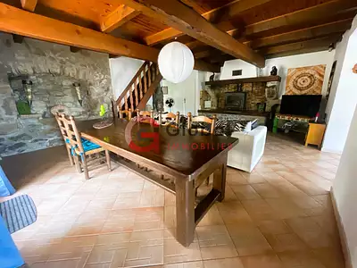 Maison, 260 m²
