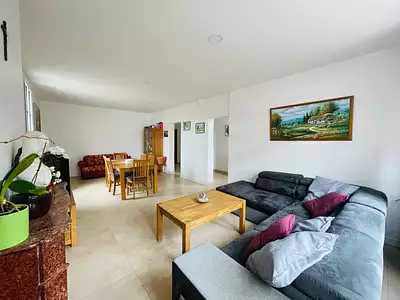 Maison, 155 m²
