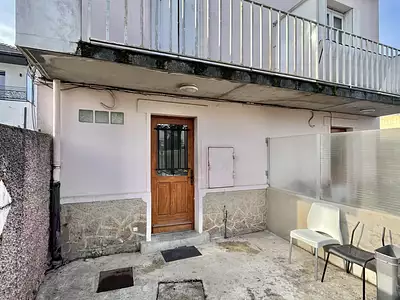 1 250 € CC Appartement • 52 m² • 3 pièces • 2 chambres Neuilly-Plaisance (93360)