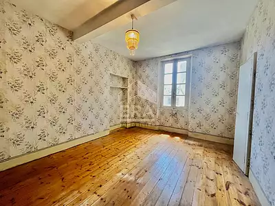 Maison, 240 m²
