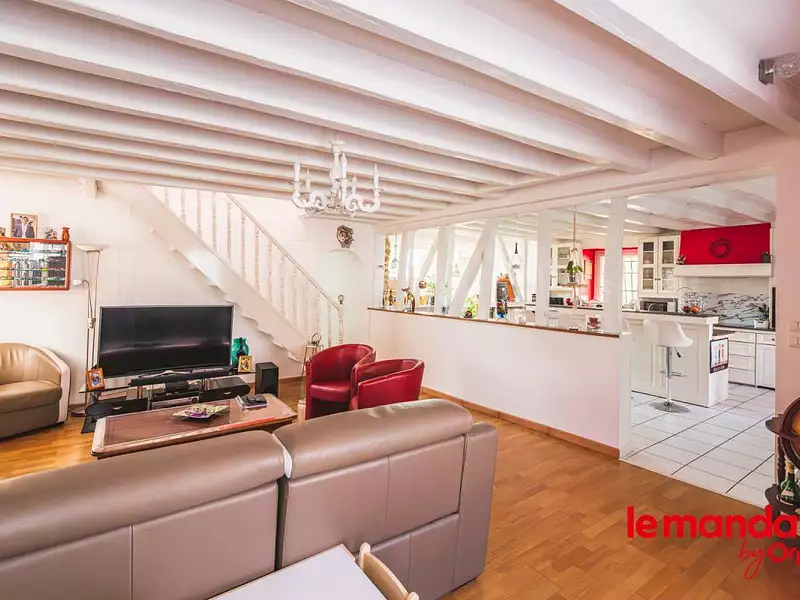 Maison, 200 m²