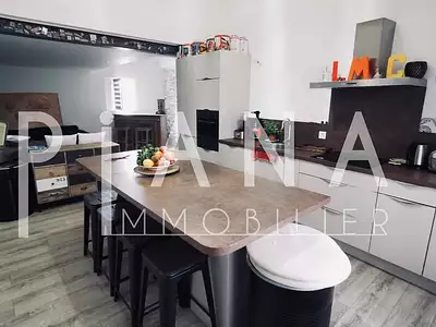 Appartement, 225 m²