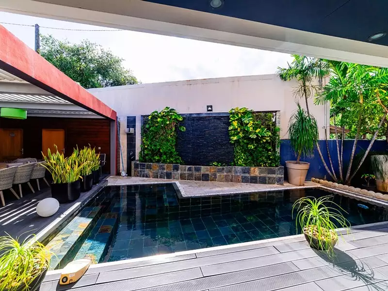 Maison, 305 m²