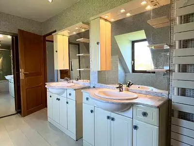 Maison, 335 m²