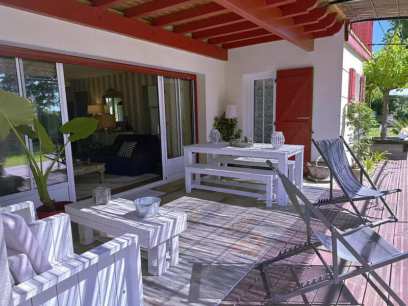Maison, 210 m²