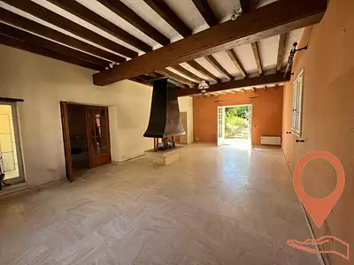 Maison, 221 m²